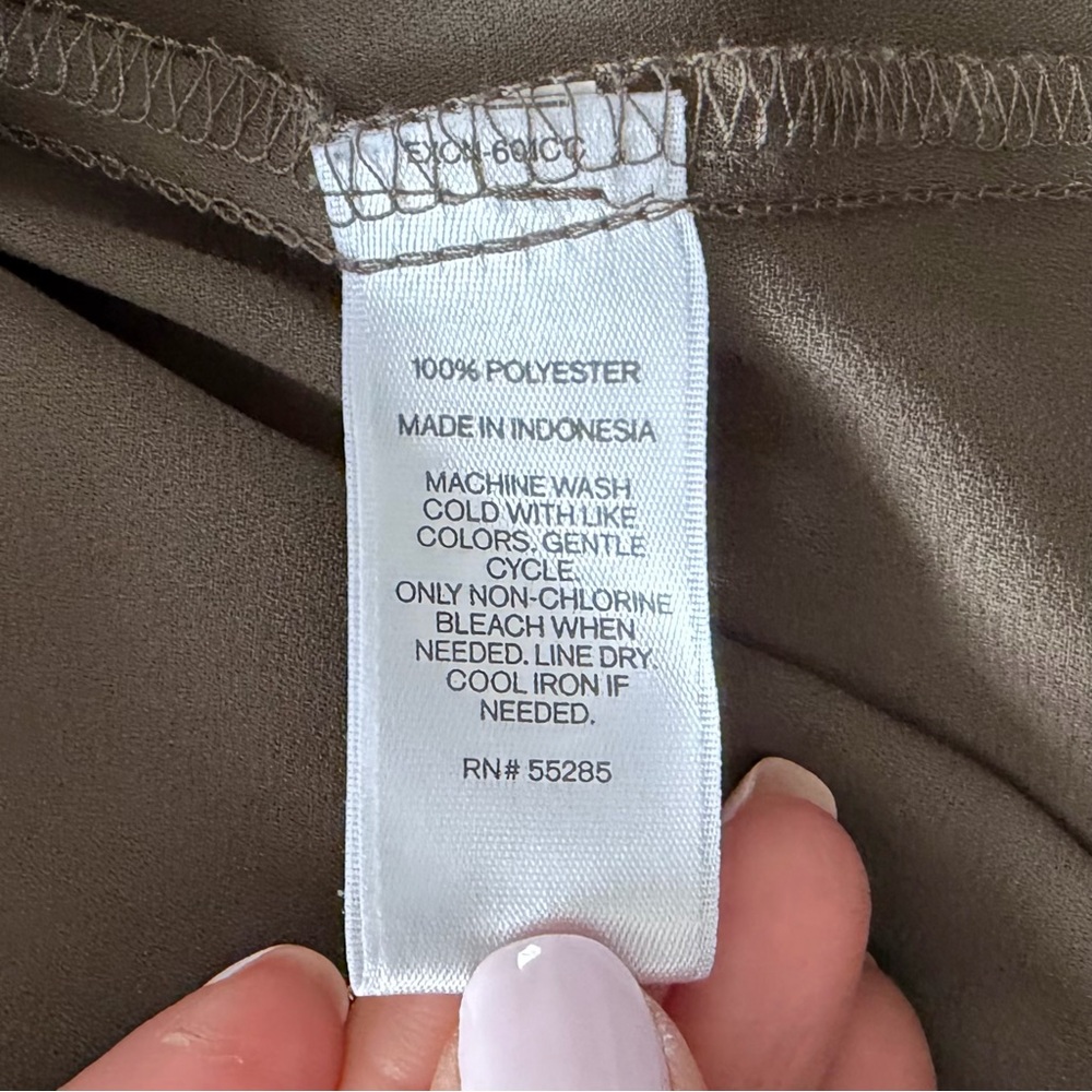 Express Olive Green Button Front Blouse - image 7